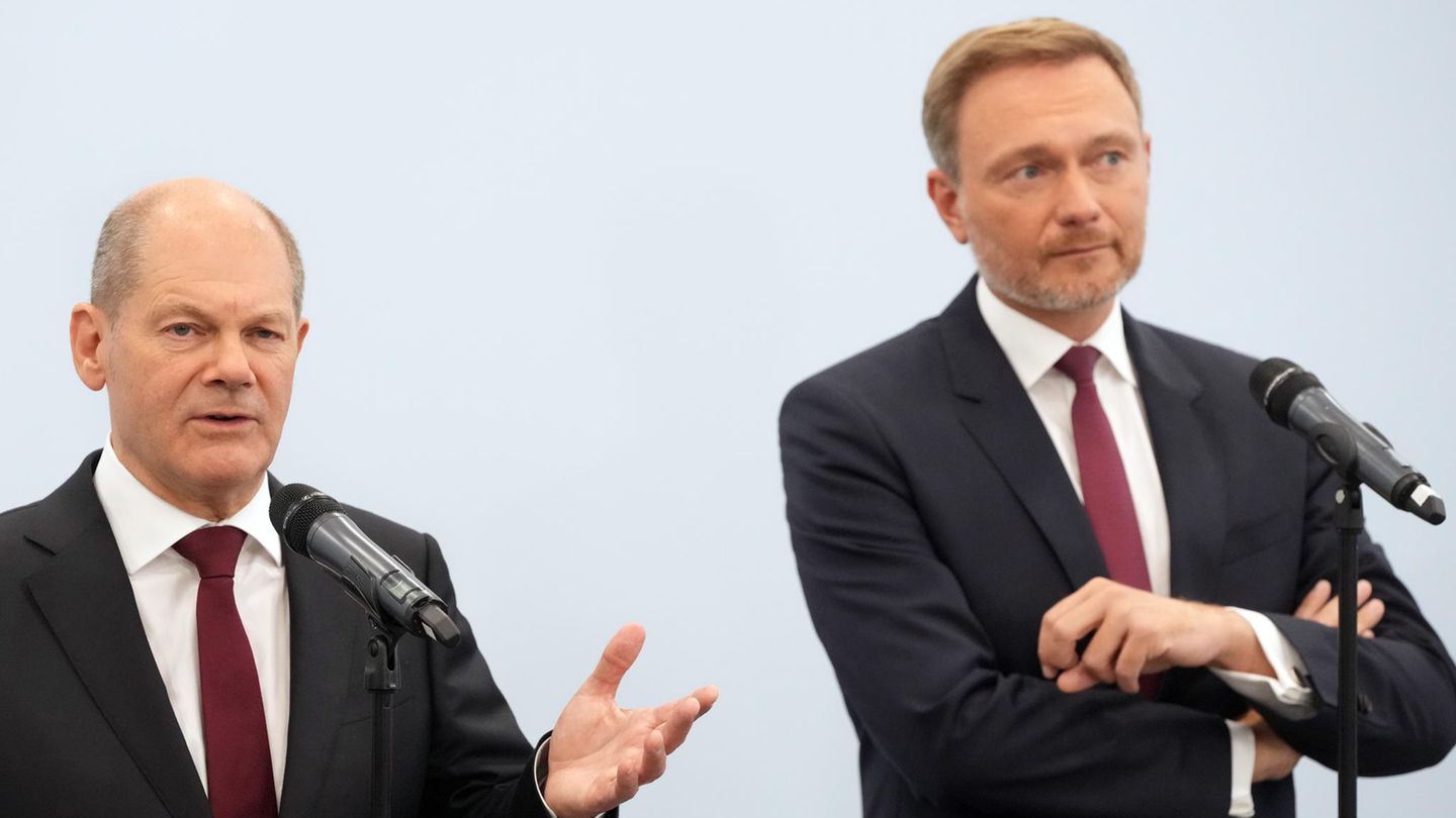 SPD-Kanzlerkandidat Olaf Scholz (l.) und FDP-Parteichef Christian Lindner