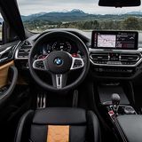 Das M-Volant mit dem dicken Lenkradkranz liegt gut in der Hand