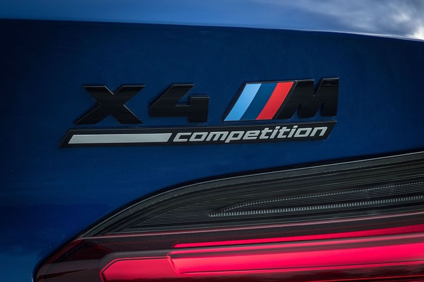 Der BMW X4 M Competition kostet mindestens 99.600 Euro