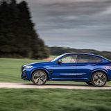 Der BMW X4 M Competition absolviert den Standardsprint von null auf 100 km/h in 3,8 Sekunden, 0,3 Sekunden schneller als bisher