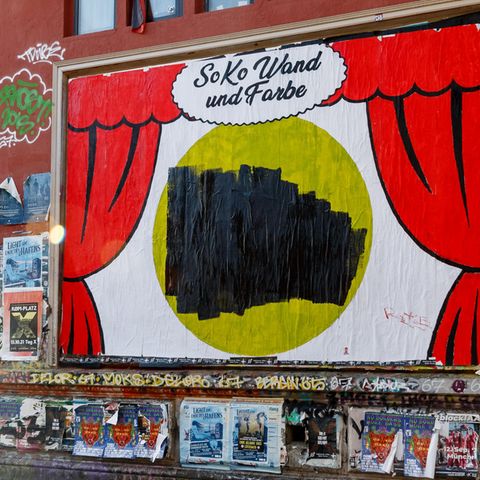 Pimmel-Andy-Plakat an der Roten Flora