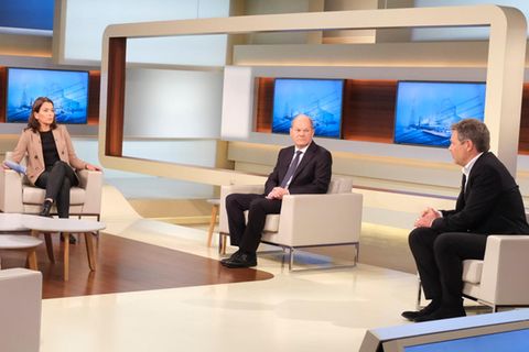 Am Thema vorbeigetalkt: Anne Will mit SPD-Chef Olaf Scholz und dem Grünen-Vorsitzenden Robert Habeck