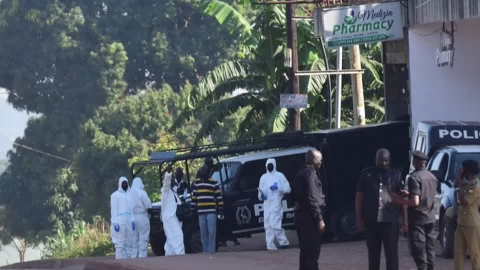 Video: IS bekennt sich zu Anschlag in Uganda Video: IS bekennt sich zu Anschlag in Uganda