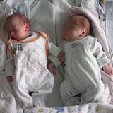 Lotta und Paul: Von Frühchen zu Wonneproppen in einem Monat.