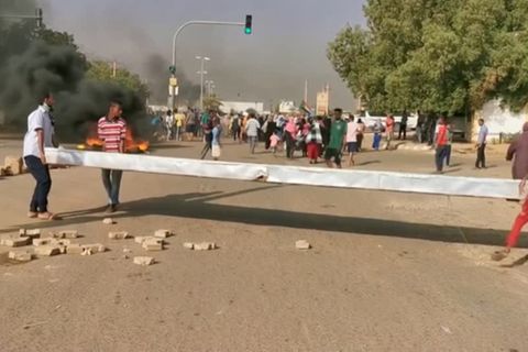 Video: USA stoppen nach Militärputsch Wirtschaftshilfe für den Sudan