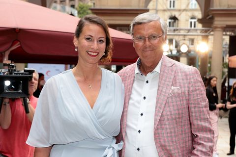 Caroline und Wolfgang Bosbach bei einer Fashion Show in Frankfurt