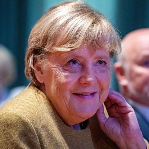 Angela Merkel bei einem Stadtempfang in Greifswald