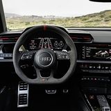 Das Cockpit des Audi RS 3 entspricht im Grunde dem des S3