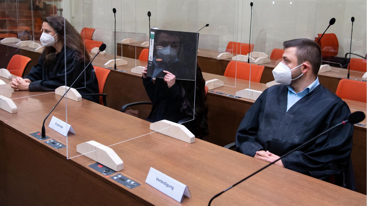 Oberlandesgericht München: Haftstrafe für IS-Rückkehrerin: Warum das Urteil gegen Jennifer W. historisch ist