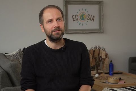 Video: Klimafond will "Geld in die richtige Richtung lenken"