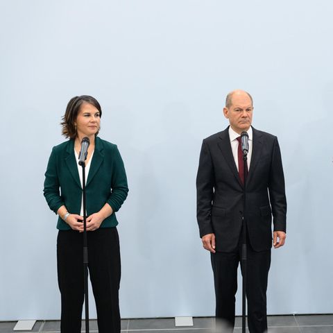 Von links: Grünen-Co-Vorsitzende Annalena Baerbock, SPD-Kanzlerkandidat Olaf Scholz und FDP-Chef Christian Lindner