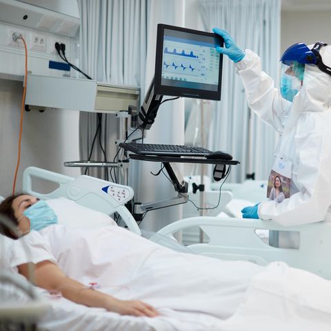 Behandlung einer Corona-Patientin