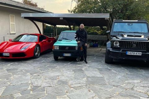 Arturo Vidal: stolzer Besitzer eines Fiat Pandas