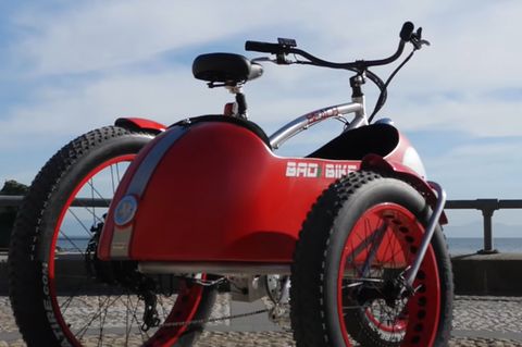 Der Beiwagen ist deutlich schöner als ein Anhänger.
