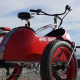 Der Beiwagen ist deutlich schöner als ein Anhänger.