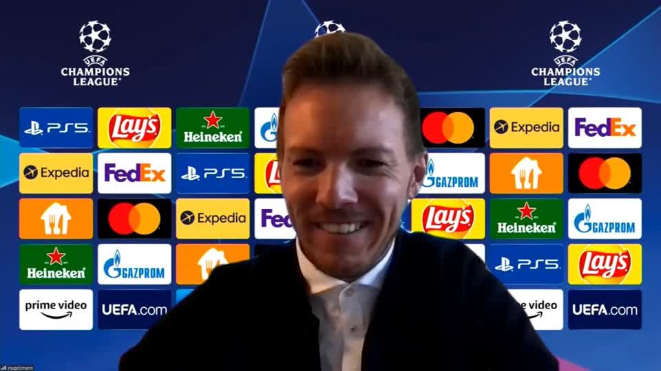 Spielfeldrand