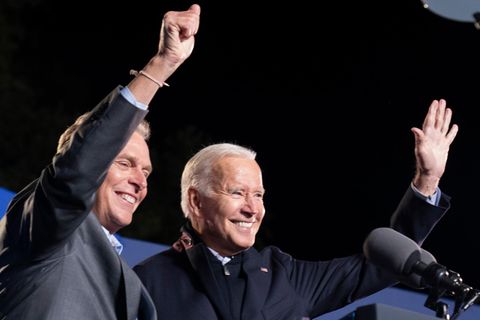 Terry McAuliffe möchte erneut Gouverneur von Virginia werden. Für Joe Biden ist es mehr als nur eine Gouverneurswahl.