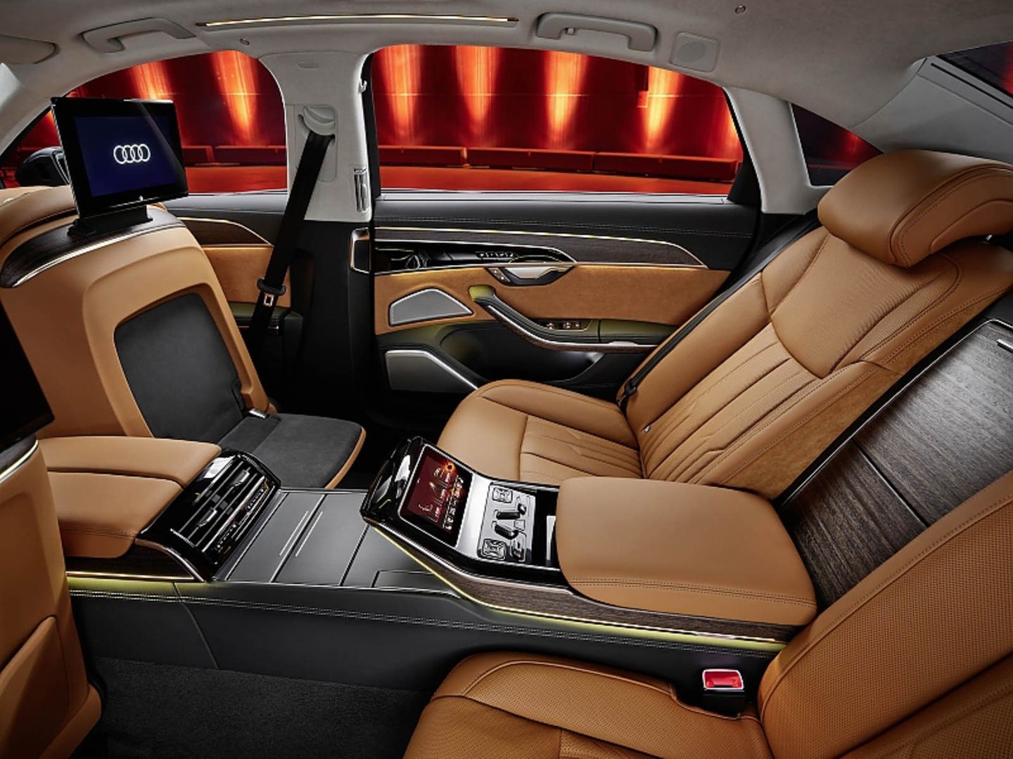 Audi A8 L 2022
