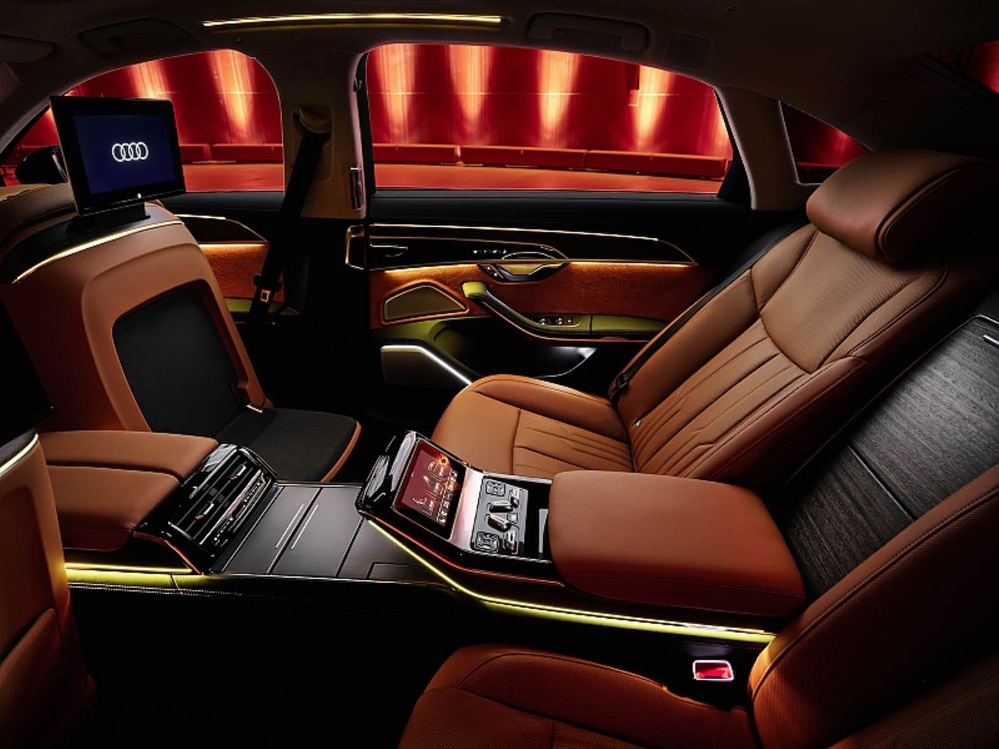 Audi A8 L 2022