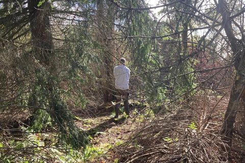 Dirk S. am Auffindeort von Fraukes Leiche