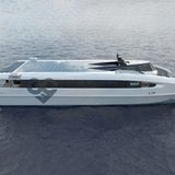 Das obere Deck ist mit Solarpanels bedeckt.