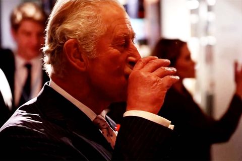 UN-Weltklimakonferenz: Prinz Charles nimmt Drink dankend an: "Glaube, den brauche ich nach dem heutigen Tag"