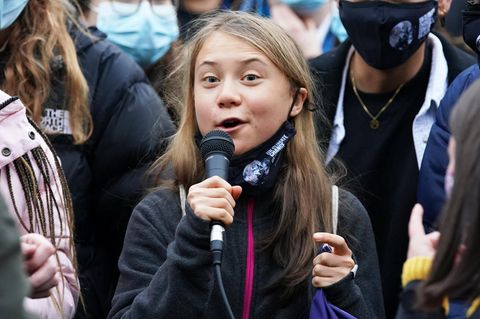 Greta Thunberg singt auf Klima-Demo: "Steckt Euch eure Klima-Krise in den A*sch"