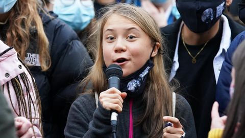 Greta Thunberg singt auf Klima-Demo: "Steckt Euch eure Klima-Krise in den A*sch"