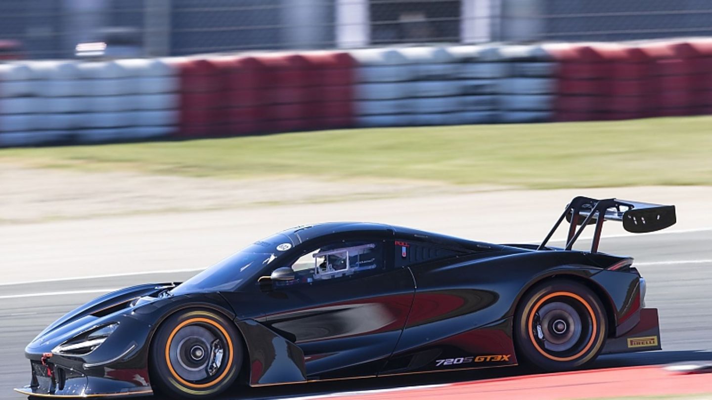 McLaren 720S GT3X: Go! Baby Go!