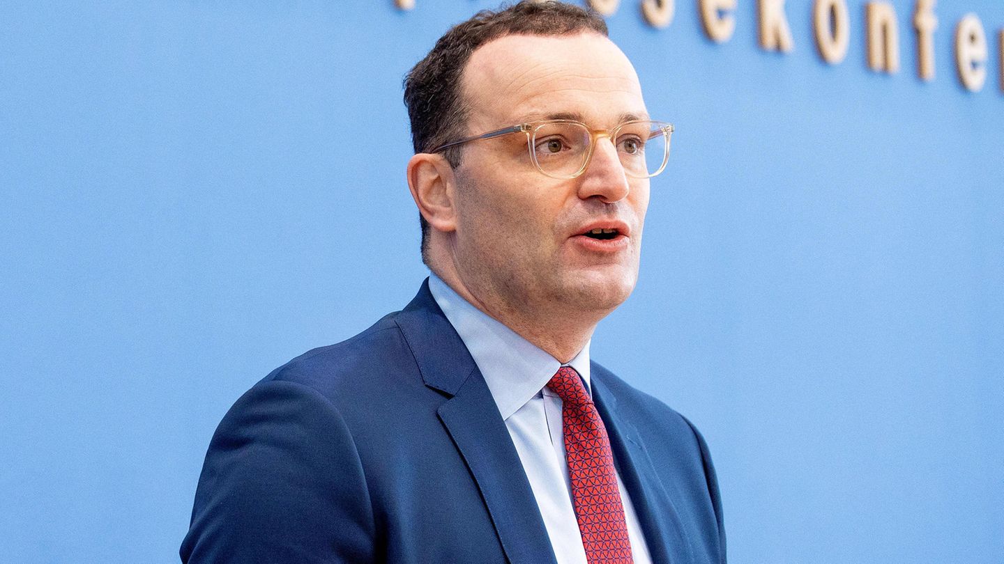 Jens Spahn: “The unvaccinated people are currently experiencing a pandemic” (video)
