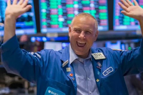 Video: Fed-Entscheid hievt Wall Street auf Rekordhoch