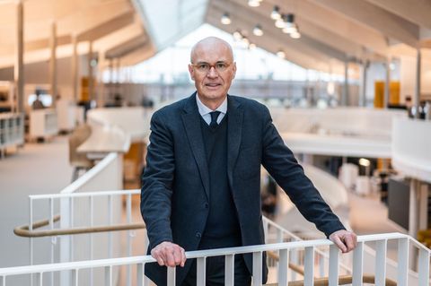 Alnatura-Gründer Götz Rehn in der Darmstädter Firmenzentrale