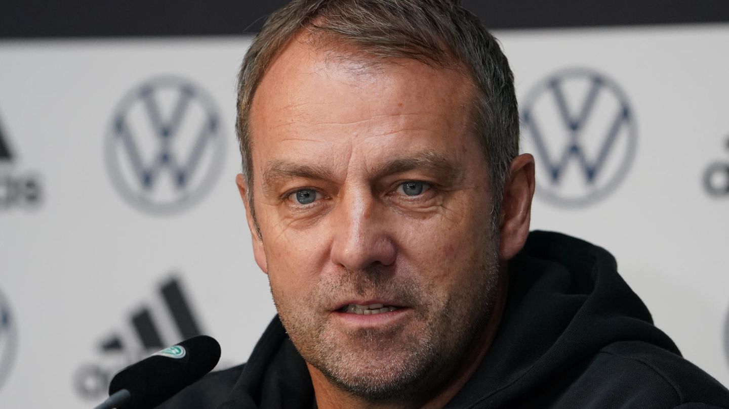 Hansi Flick defends Kimmich in the vaccination debate
