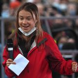 Greta Thunberg spricht zu den Protestierenden