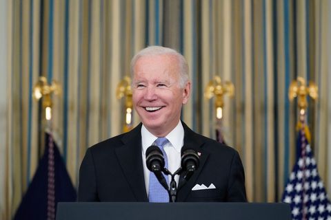 Joe Biden freut sich über seinen Erfolg im Kongress