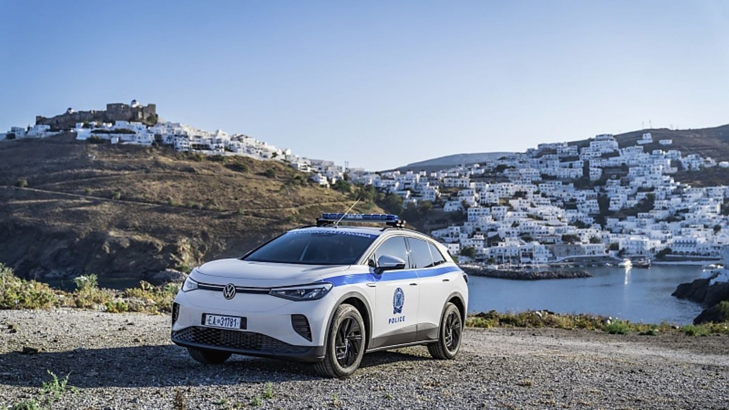 Citroën electrifies the Greek island of Halki: Oh, Island in the Sun!