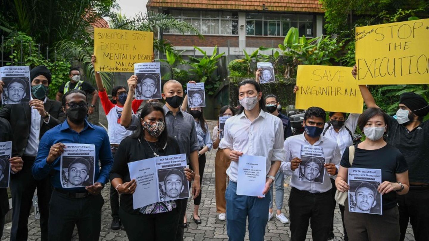 Menschenrechtsaktivisten protestieren in Singapur gegen eine Hinrichtung
