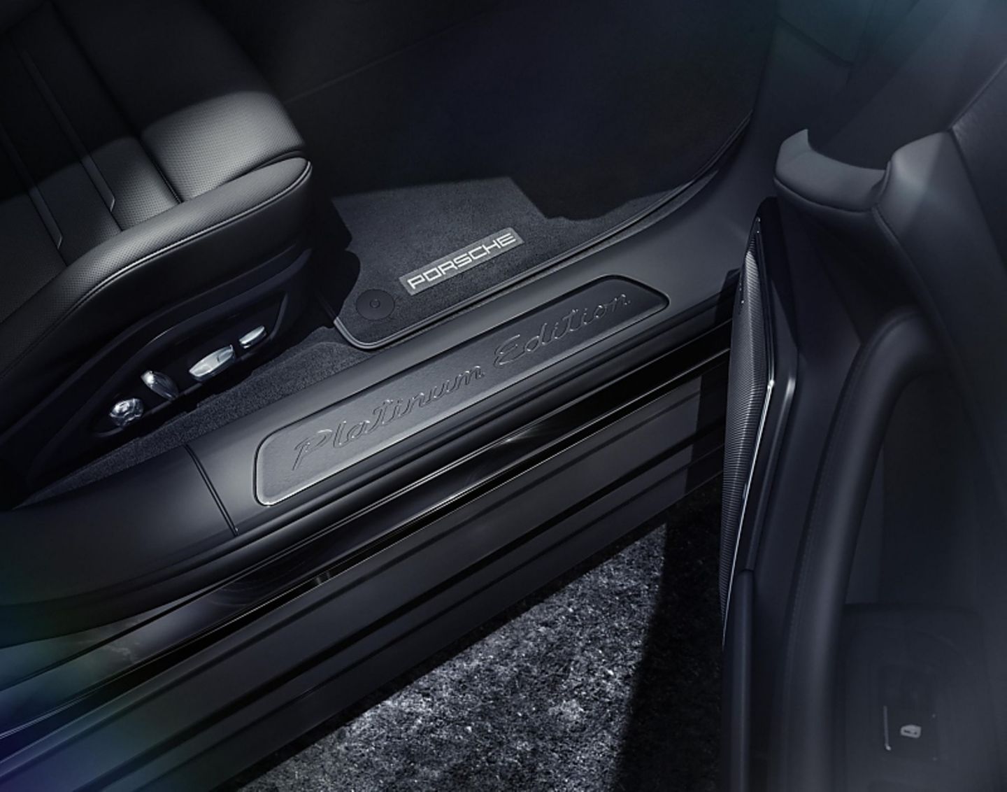 Porsche Panamera Platinum Edition