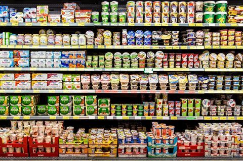 Markenprodukte im Supermarkt