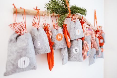 Adventskalender mit kleinen Taschen