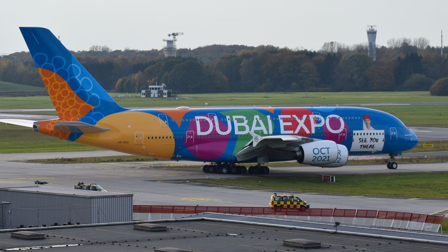 Emirates A380 Dubai Expo in Hamburg
