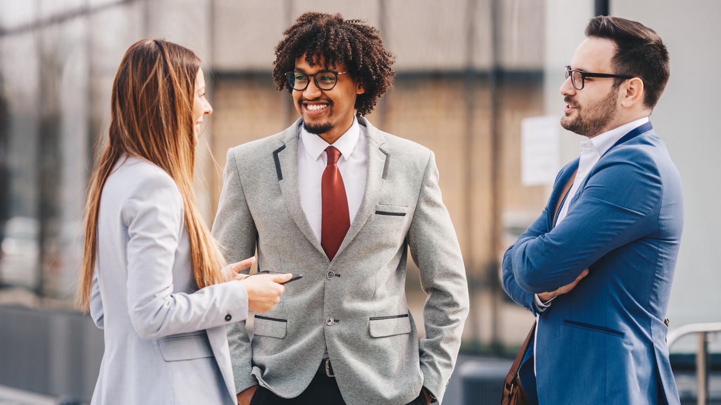 Job advertisements are exploding: The job market is booming for these professions