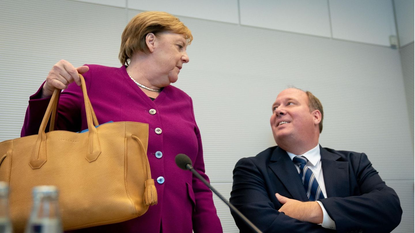 Bundeskanzlerin Angela Merkel und Kanzleramtsminister Helge Braun (beide CDU)