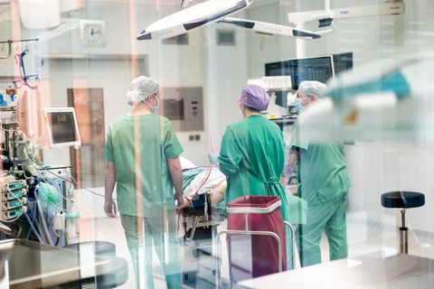 Blick in einen Operationssaal in der Uniklinik Essen