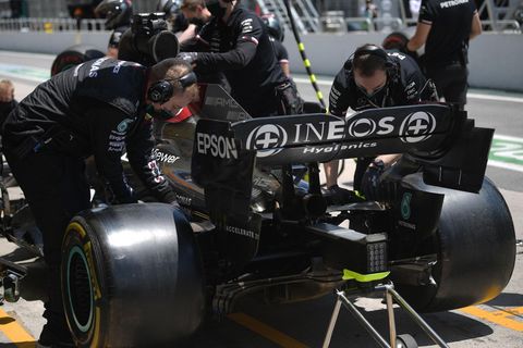 Heck von Hamiltons Mercedes