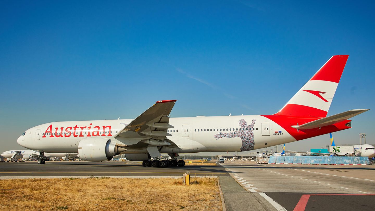 Impfzentrum an Bord einer Boeing 777 von Austrian Airlines