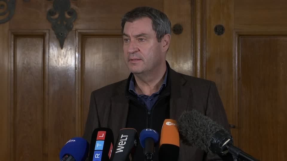 Video: Söder - mit aktueller Gesetzeslage sind wir werhlos gegenüber Corona Video: Söder - mit aktueller Gesetzeslage sind wir werhlos gegenüber Corona