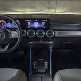 Das Interieur entspricht dem des EQA