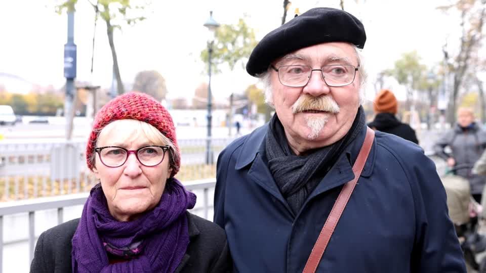 Österreich: Nach Angaben einer Ärztin: Mann soll sich gezielt mit Corona angesteckt haben und daran verstorben sein Österreich: Nach Angaben einer Ärztin: Mann soll sich gezielt mit Corona angesteckt haben und daran verstorben sein