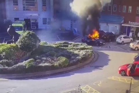 Video: Taxi-Explosion als Terror eingestuft